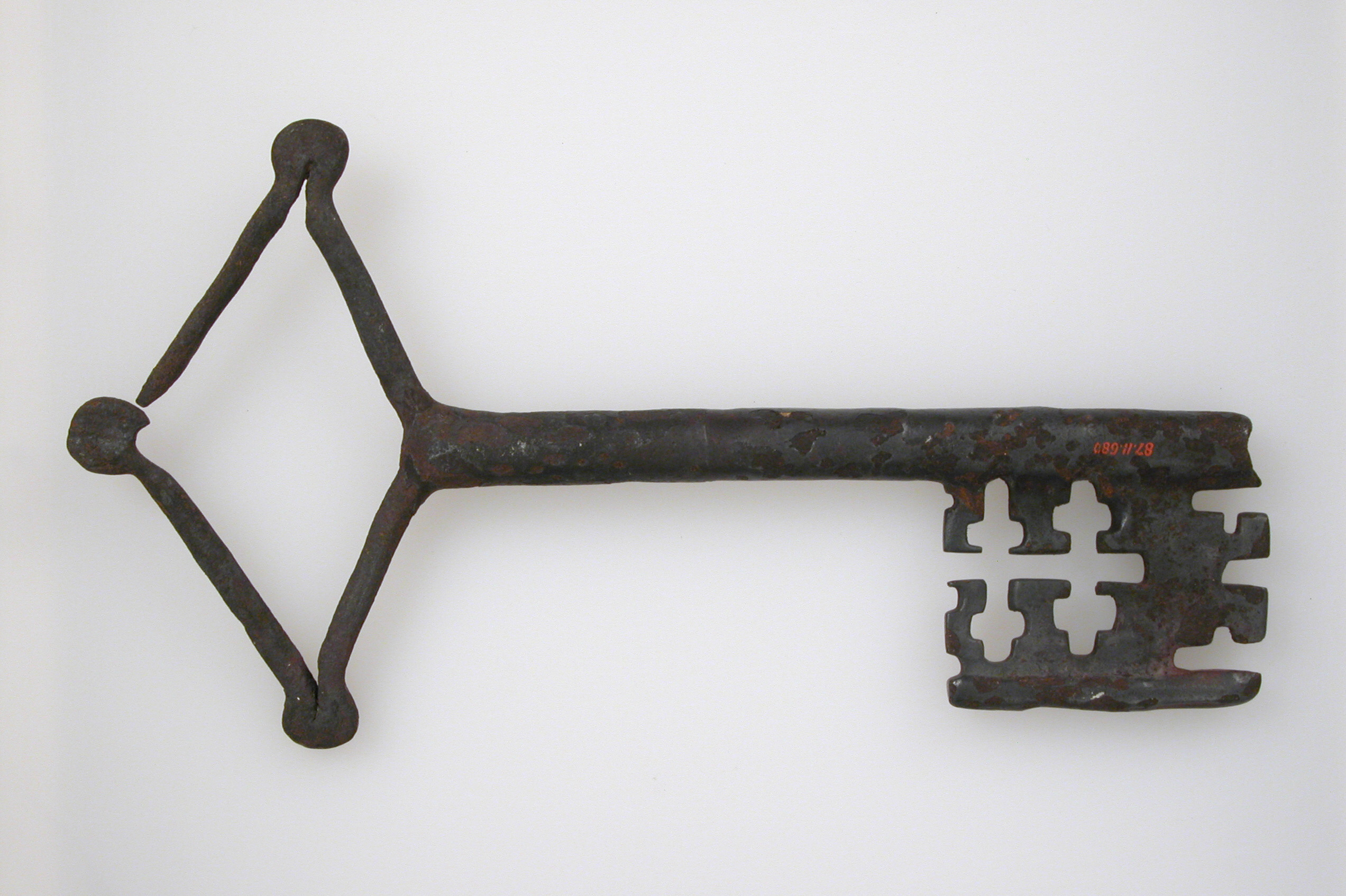 Image of a key from the MET collection